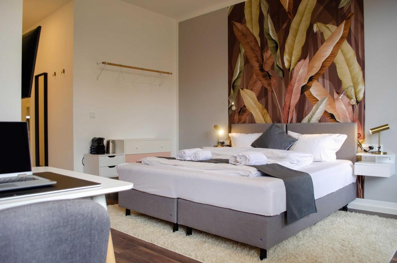 Homely Stay Studio 7 - Elegant Self-Check-In Studio For Urban Travelers Мюнхен Екстериор снимка