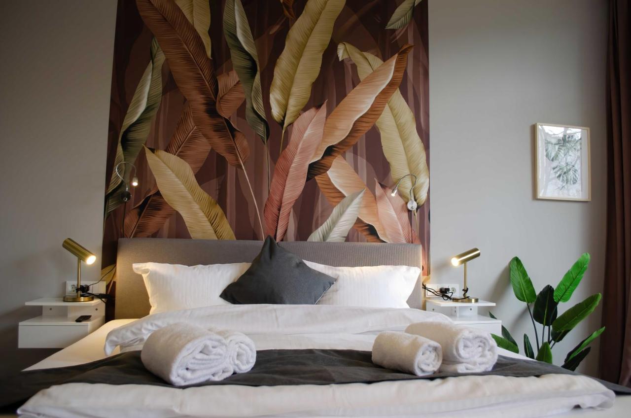 Homely Stay Studio 7 - Elegant Self-Check-In Studio For Urban Travelers Мюнхен Екстериор снимка